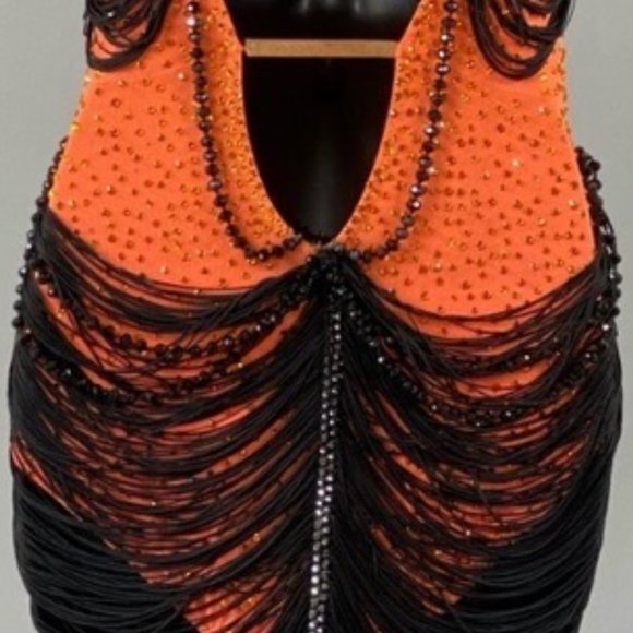 SOLD IN BUNDLE PROFESSIONAL LATIN/RHYTHM COSTUME- - Picture 4 of 4